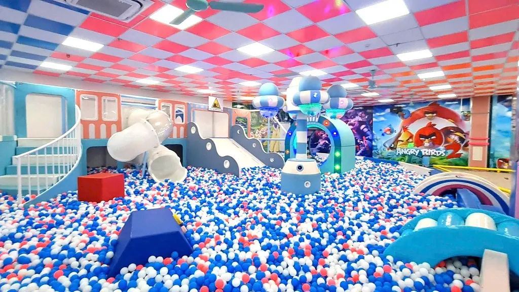 Cải tạo nâng cấp khu vui chơi tại Nhà sách Tiến Thọ Thanh Hóa